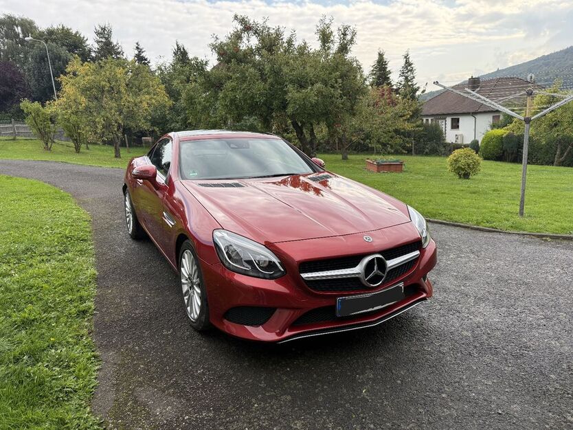 Mercedes-Benz SLC 200 105.000 km 28.500 € Haina 35114