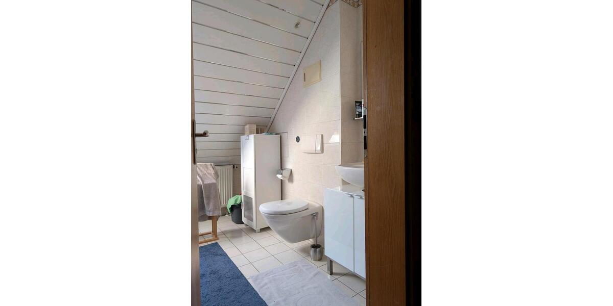 Dachgeschoßwohnung Altenstadt an der Waldnaab - 5 Zimmer, 68 m&sup2;, 230.000&euro; | Angebot:27178618