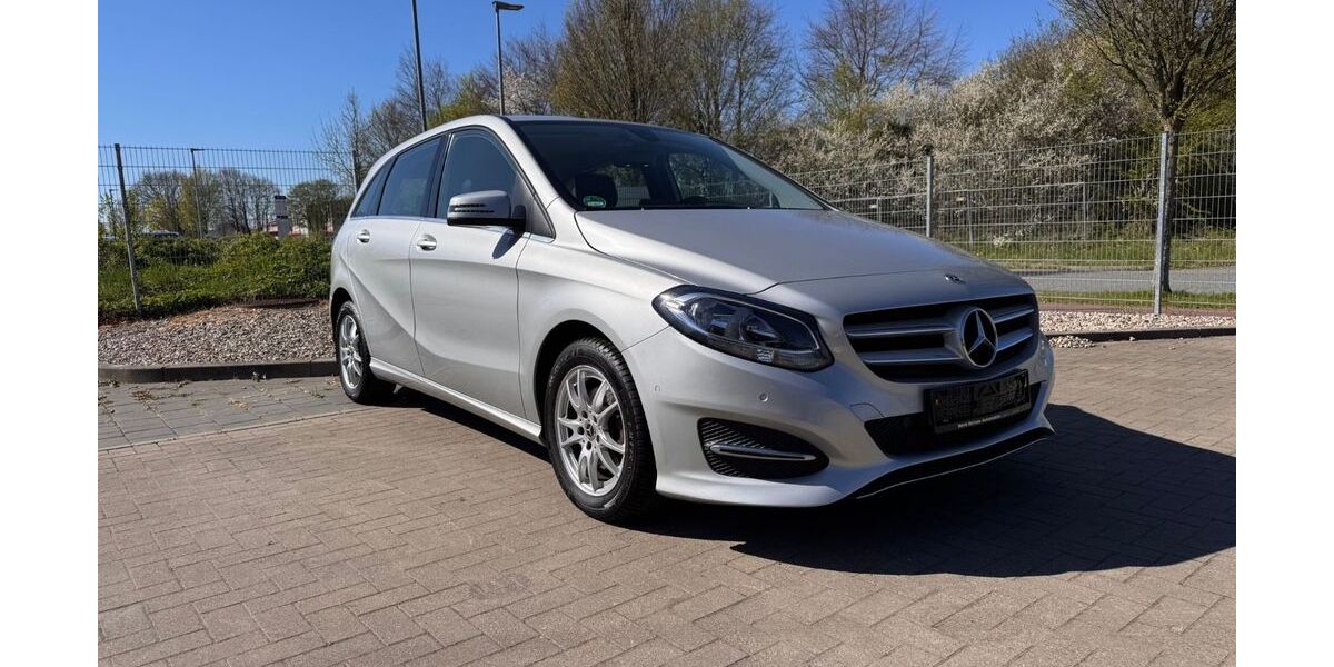 Mercedes-Benz B 180 96.590 km 15.990 &euro; Hamburg 22305