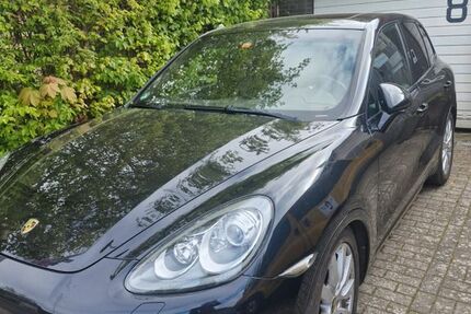 Porsche Cayenne 199.400 km 16.300 &euro; Springe 31832