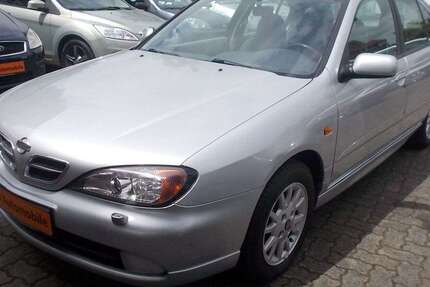Nissan Primera 176.000 km 999 &euro; Lübeck 23556