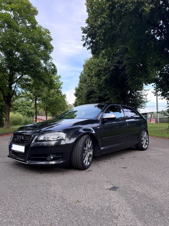 Audi A3 155.000 km 7.300 € Wäschenbeuren 73116