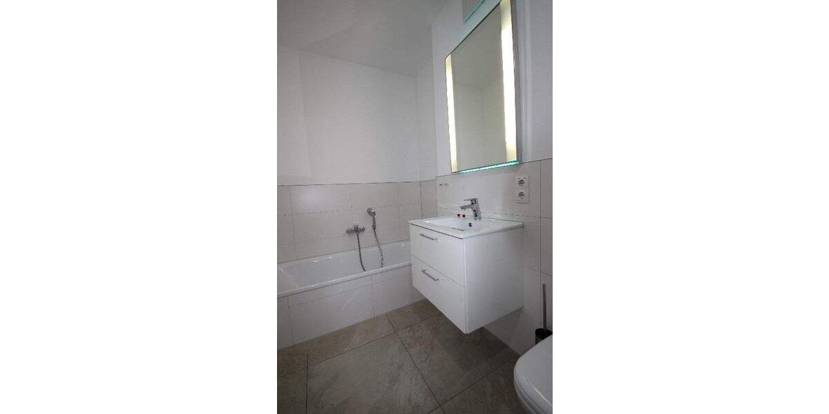 Etagenwohnung Bad Neuenahr-Ahrweiler Bad Neuenahr - 3 Zimmer, 83 m&sup2;, 349.000&euro; | Angebot:24762569