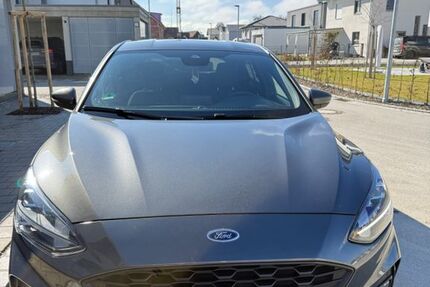 Ford Focus 90.000 km 16.500 &euro; Biberach an der Riß 88400