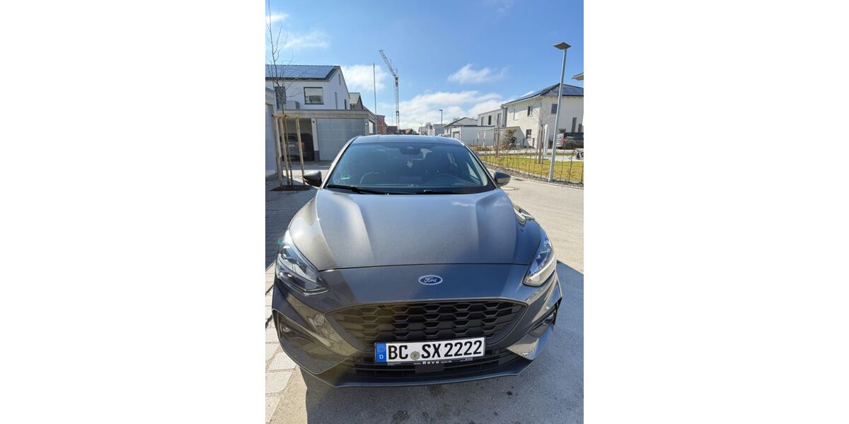 Ford Focus 90.000 km 16.500 &euro; Biberach an der Riß 88400