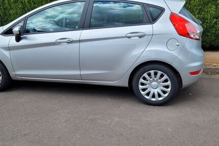 Ford Fiesta 123.555 km 5.300 &euro; Marburg 35043
