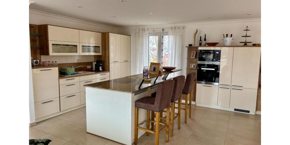 Einfamilienhaus Bamberg Gereuth - 3 Zimmer, 175 m&sup2;, 2.450&euro; | Angebot:25875110