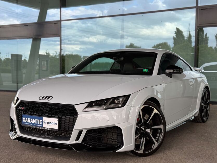 Audi TT 83.500 km 47.999 € Offenburg 77656