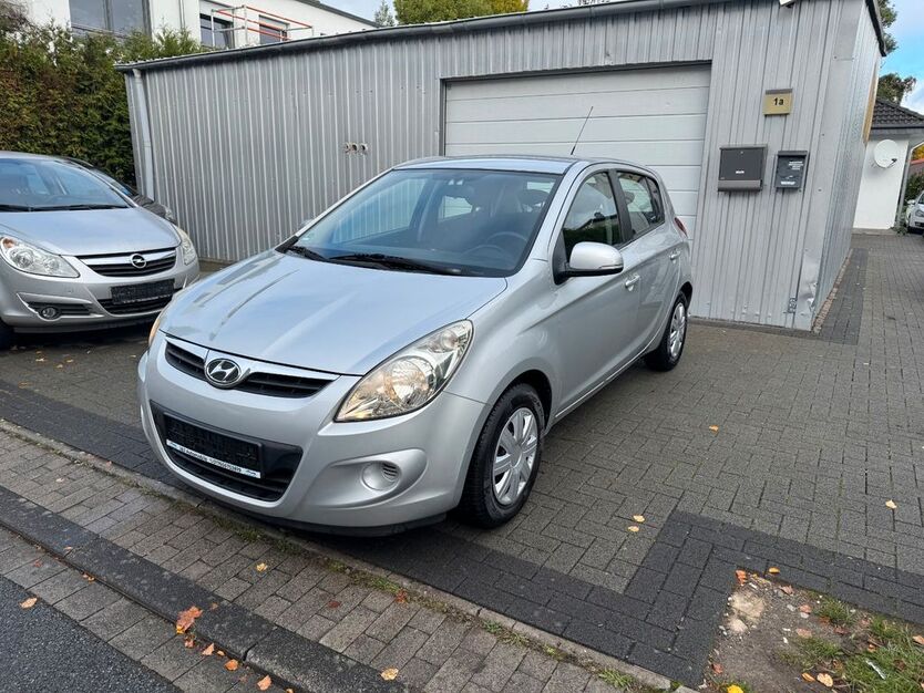 Hyundai i20 80.000 km 2.890 € Münster 48157