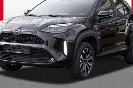 Toyota Yaris Cross 2.110 km 27.489 &euro; Essen 45141