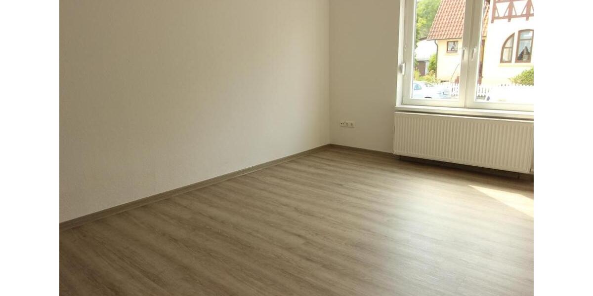 Einfamilienhaus Wilhelmshaven Altengroden - 3 Zimmer, 100 m&sup2;, 900&euro; | Angebot:26393116