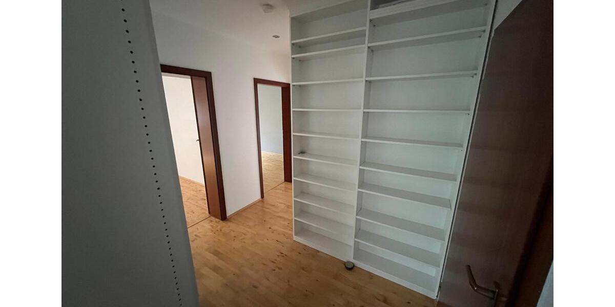 Gepflegtes Reihenendhaus in Ruhiger Lage 7 zimmer