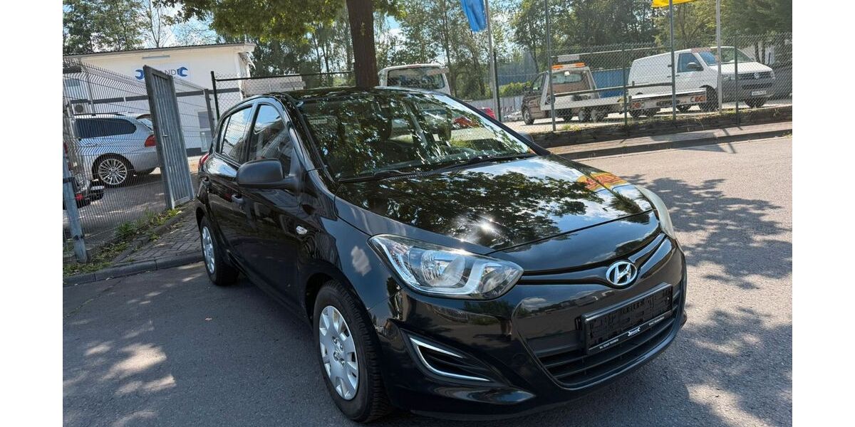 Hyundai i20 148.779 km 2.990 &euro; Niederelbert 56412