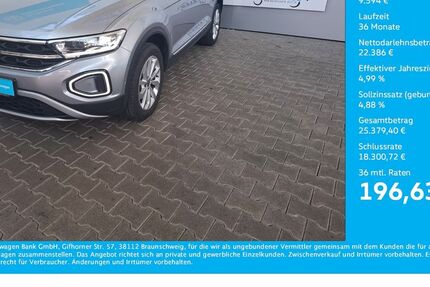 VW T-Roc 15.200 km 31.980 &euro; Gernsbach 76593