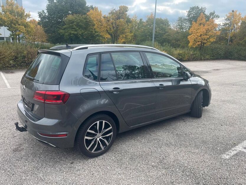 VW Golf Sportsvan 80.500 km 17.450 € Feldkirchen 85622