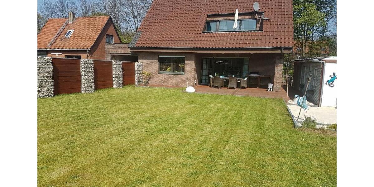 Doppelhaushälfte mal anders! Untere Etage zum Verkauf! 4 zimmer