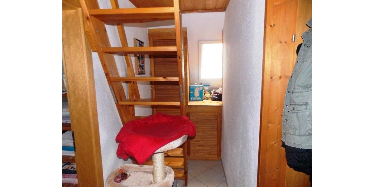 Dachgeschoßwohnung Faßberg - 4 Zimmer, 83 m&sup2;, 620&euro; | Angebot:26162102
