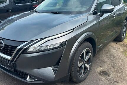 Nissan Qashqai 13.271 km 27.990 &euro; Weiden in der Oberpfalz 92637