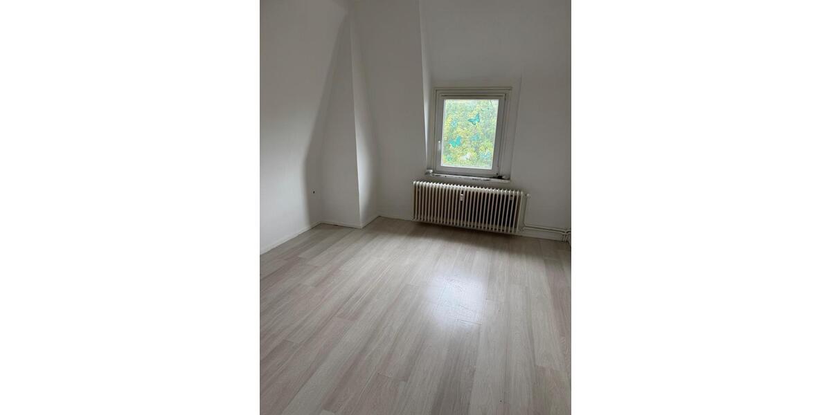 Dachgeschoßwohnung Bremen Hemelingen - 2.5 Zimmer, 55 m&sup2;, 750&euro; | Angebot:26664578