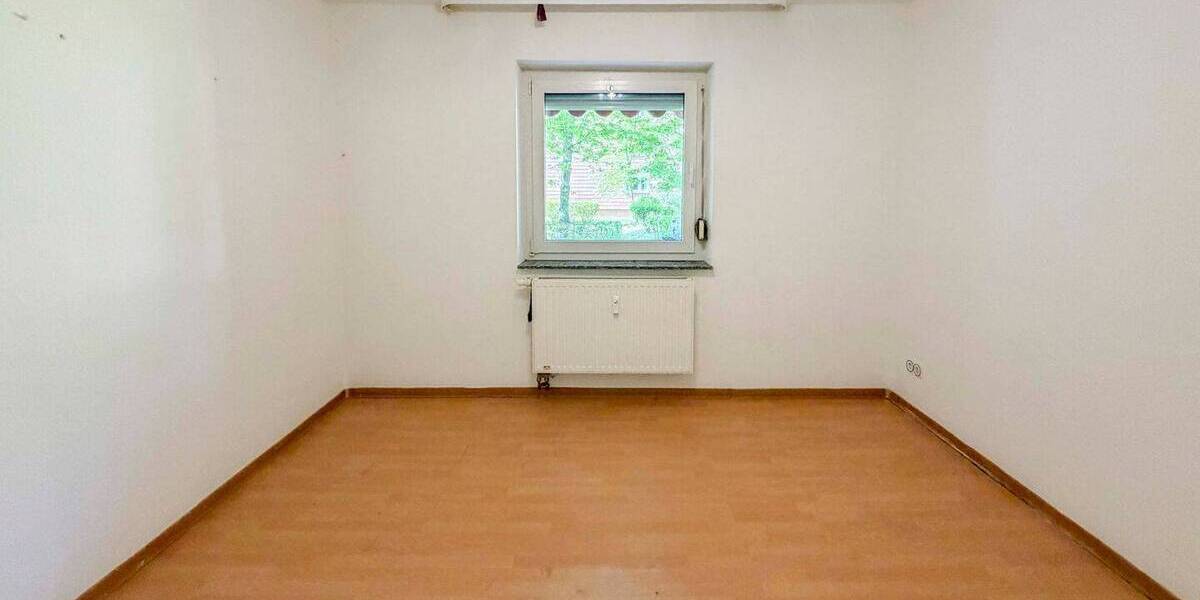 Etagenwohnung Braunschweig Weststadt - 4 Zimmer, 93 m&sup2;, 165.000&euro; | Angebot:26392028