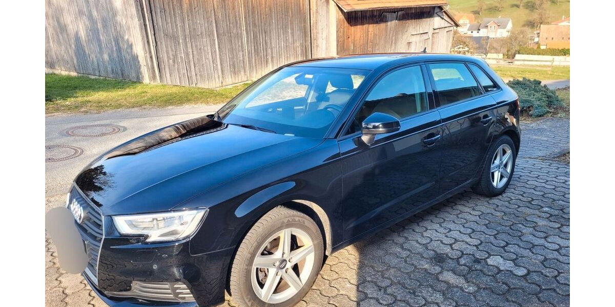 Audi A3 85.600 km 15.699 &euro; Hüfingen 78183