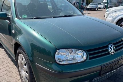 VW Golf