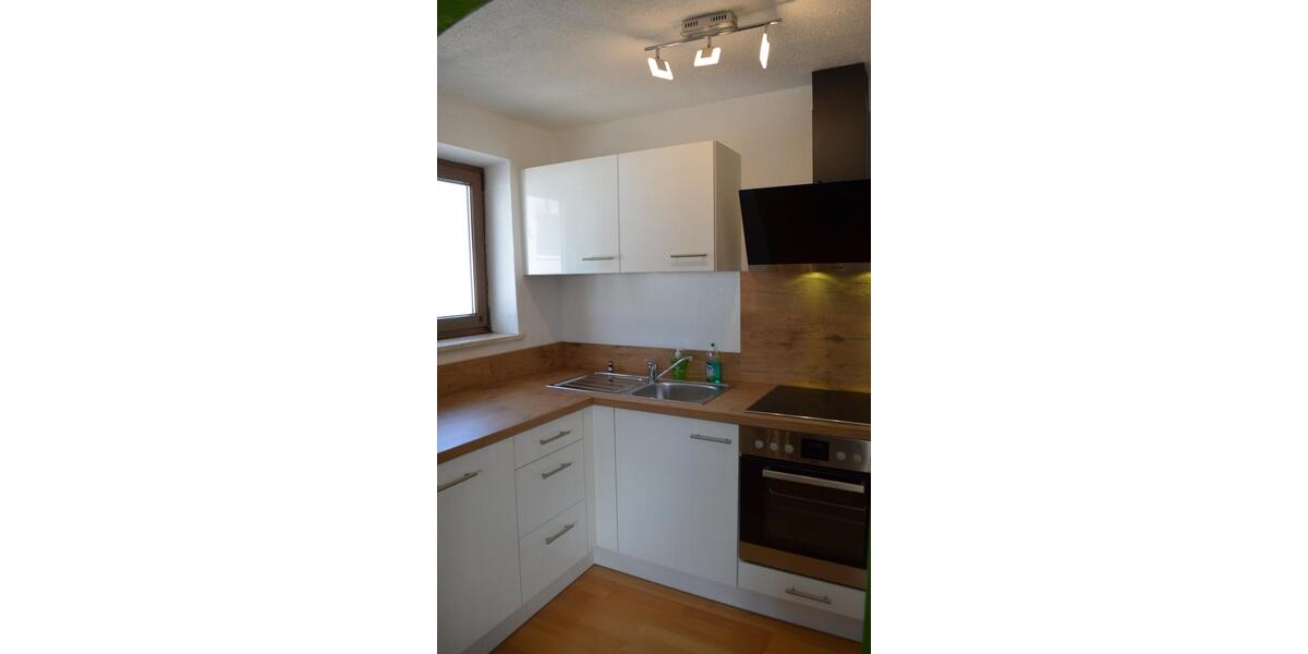 Etagenwohnung Vöhringen - 1 Zimmer, 17 m&sup2;, 270&euro; | Angebot:25497558