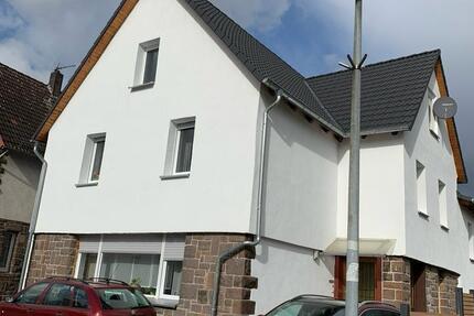 Großes Einfamilienhaus in Godelheim zu vermieten!