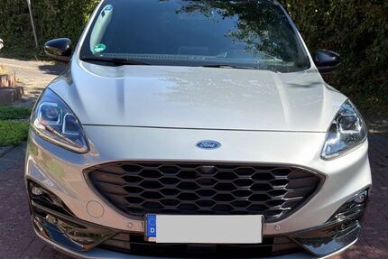 Ford Kuga 40.500 km 27.900 &euro; Warburg 34414