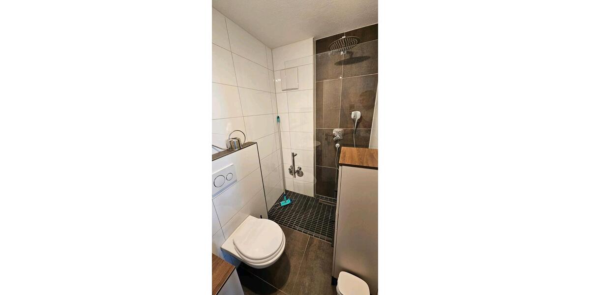 Etagenwohnung Neuenstadt am Kocher - 4.5 Zimmer, 135 m&sup2;, 1.300&euro; | Angebot:26611923