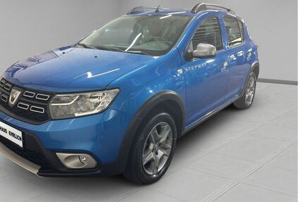 Dacia Sandero 37.000 km 13.790 &euro; Würzburg 97076