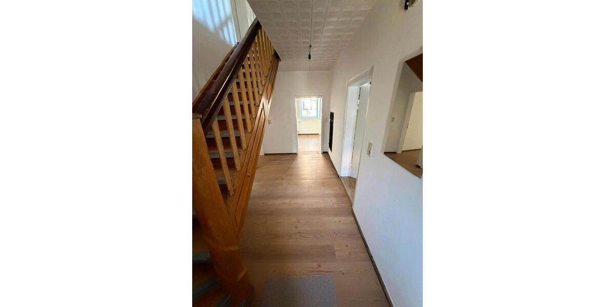 Einfamilienhaus Sugenheim Deutenheim - 7 Zimmer, 165 m&sup2;, 1.300&euro; | Angebot:26102321