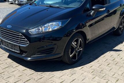 Ford Fiesta 138.066 km 3.500 &euro; Löhne Mennighüffen 32584