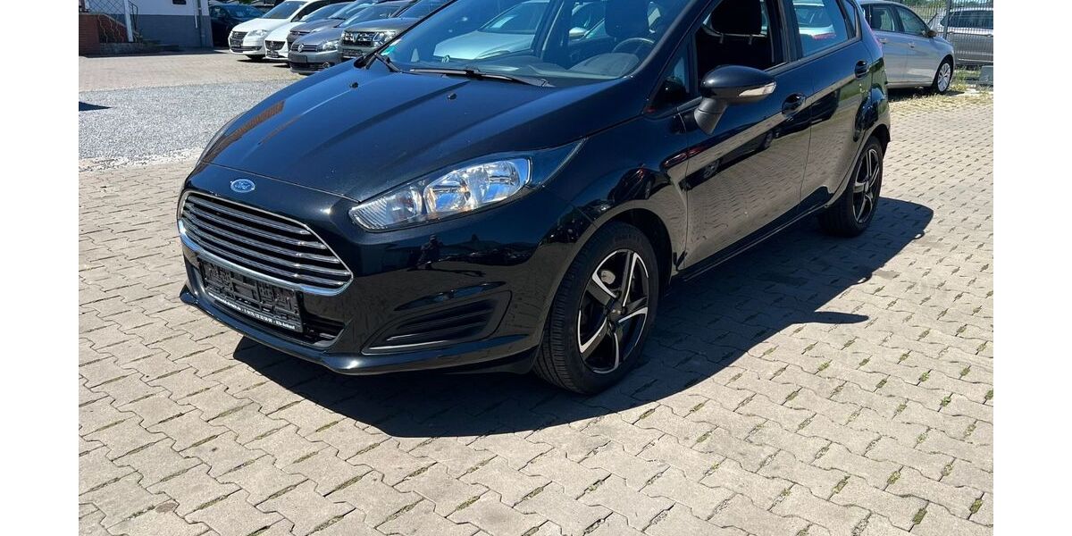 Ford Fiesta 138.066 km 3.500 &euro; Löhne Mennighüffen 32584