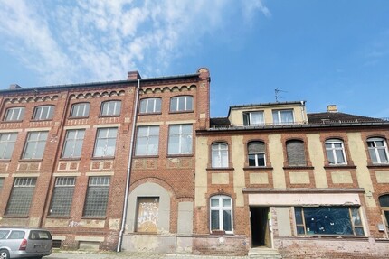 Stadtteil-Luckenwalde MFH (4 WE + 1 GE) & Rohbau -Ausbau zu MFH mit ca.1.000 - 1.200 qm Wohnfläche ! - Haus Luckenwalde | Angebot:27197893