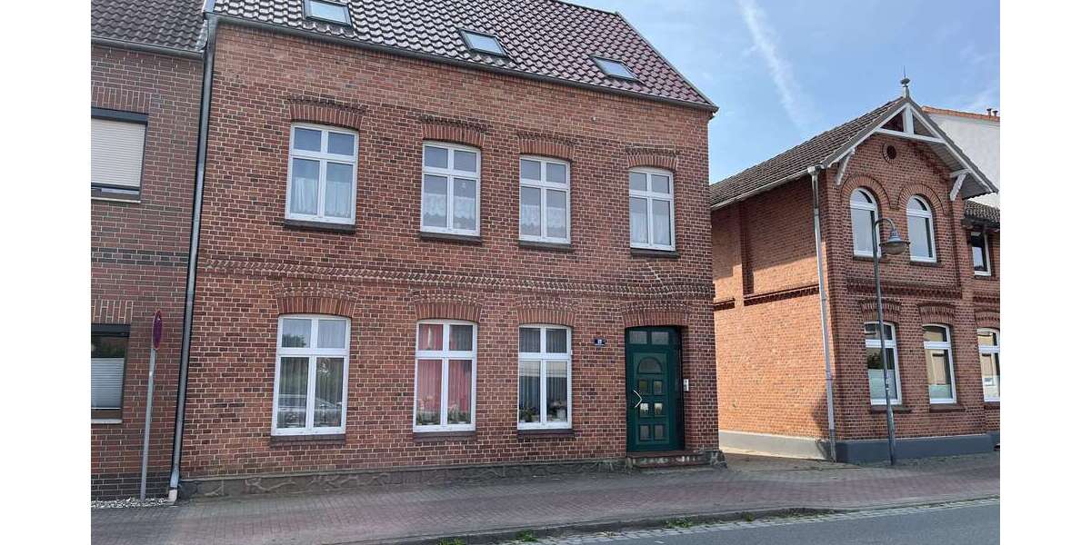 Etagenwohnung Neustadt-Glewe Glewe - 2 Zimmer, 30 m&sup2;, 250&euro; | Angebot:25111471