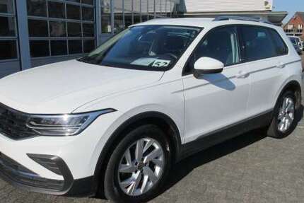 VW Tiguan Active 1.5 TSI DSG NAVI KAMERA ACC ALU 18 L 75.750 km 27.988 € Bergkamen 59192