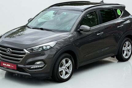 Hyundai TUCSON 107.600 km 14.900 &euro; Hamburg 22043