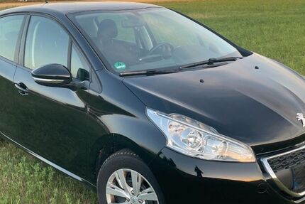 Peugeot 208 57.700 km 5.700 &euro; Emmendingen 79312