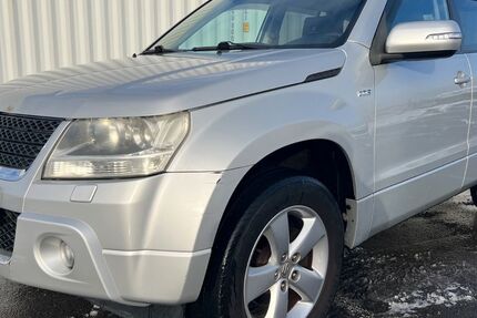 Suzuki Grand Vitara 208.000 km 4.800 &euro; Berlin 12057
