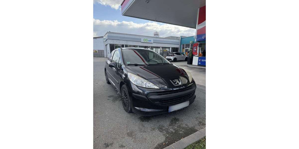Peugeot 207 198.000 km 1.090 &euro; münchen 80797
