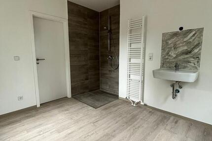 Besichtigung am Sonntag, Wohnung Fürstenberg 2 zimmer