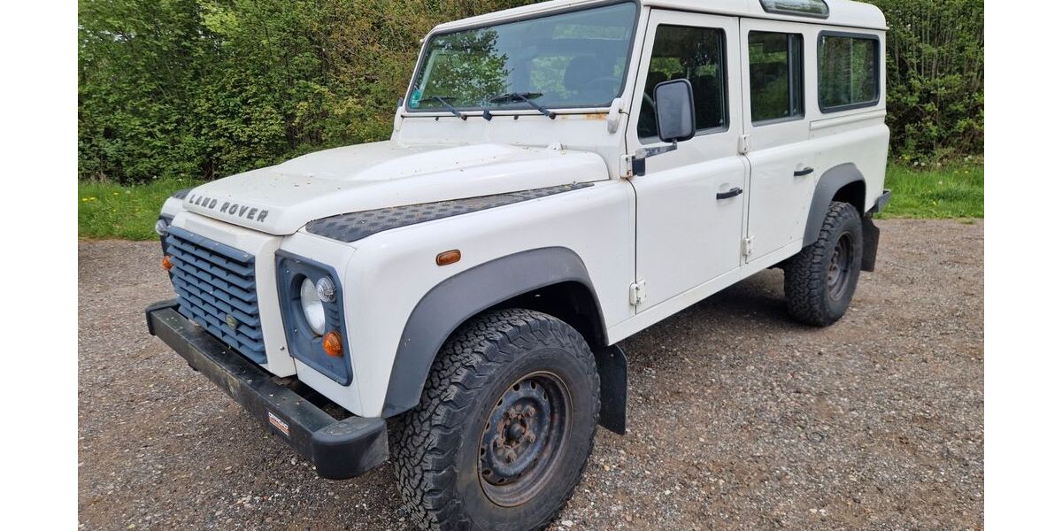 Land Rover Defender 243.000 km 16.900 &euro; Lübeck 23560