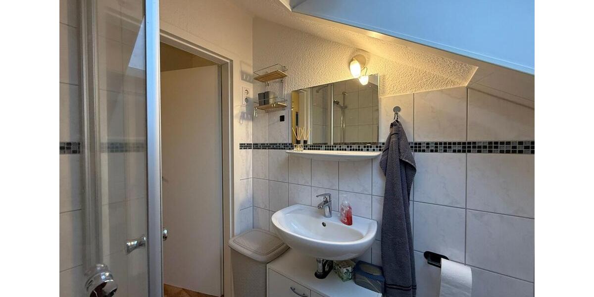 Dachgeschoßwohnung Schiffdorf - 2 Zimmer, 53 m&sup2;, 450&euro; | Angebot:25191792
