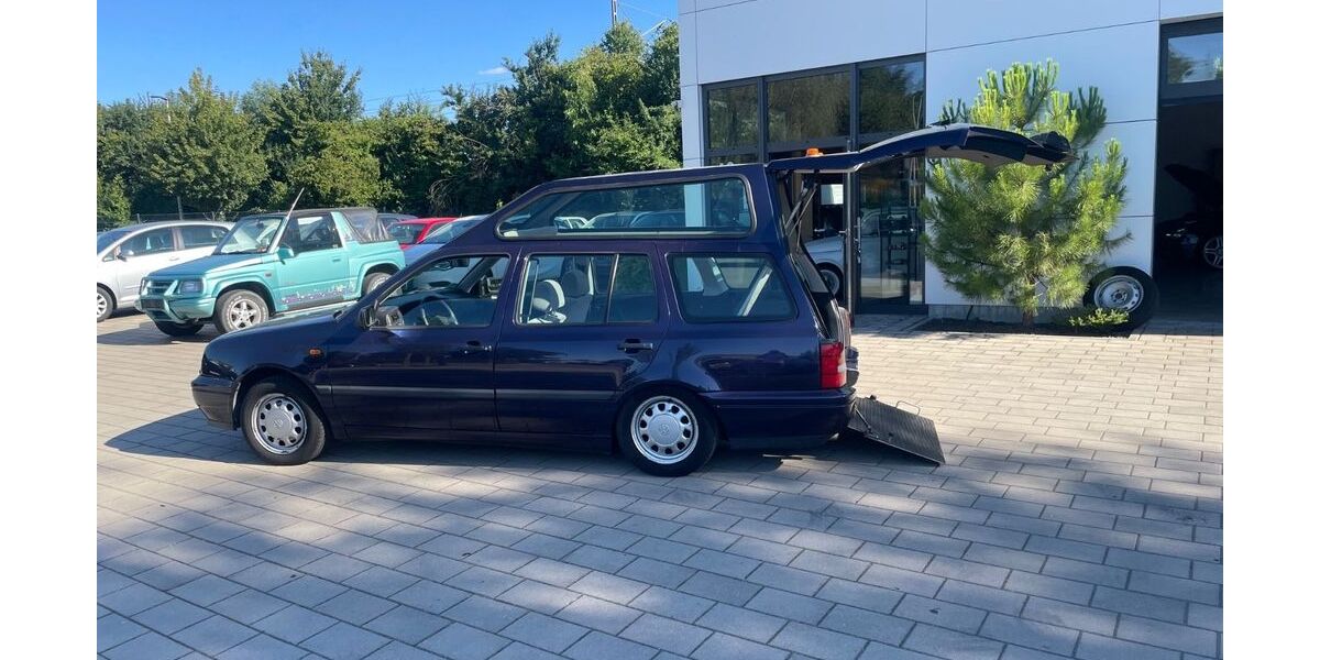VW Golf 46.516 km 6.999 &euro; Urbach (30km östlich von Stuttgart) 73660