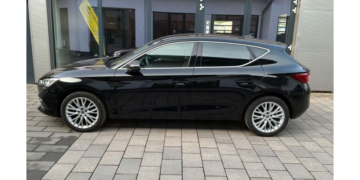 Seat Leon 79.851 km 16.450 &euro; Schmallenberg-Niederberndorf 57392