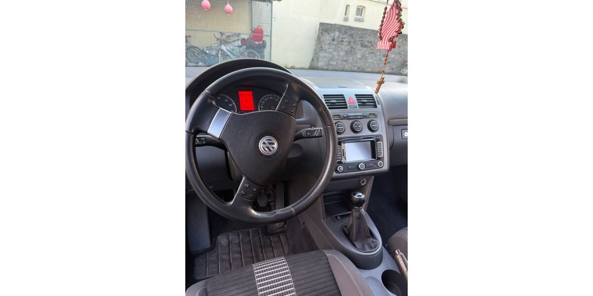 VW Touran 240.000 km 5.500 &euro; Hadamar 65589