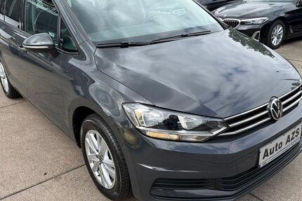 VW Touran 93.182 km 23.790 &euro; Schwetzingen 68723