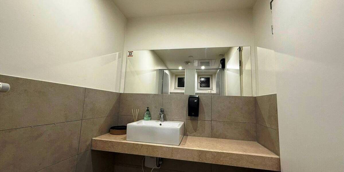 Gewerbeobjekt Pforzheim Südweststadt - 5 Zimmer, 230 m&sup2;, 395.000&euro; | Angebot:25748640