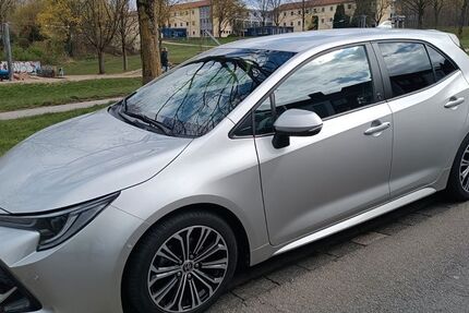 Toyota Corolla 33.700 km 23.750 &euro; Hagen 58093